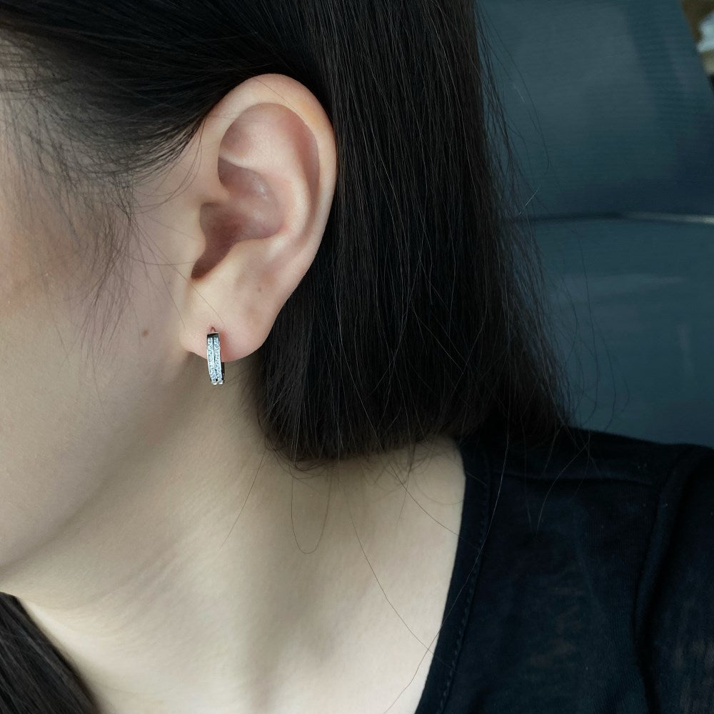 STERLING SILVER MINI DOUBLE HOOP EARRINGS