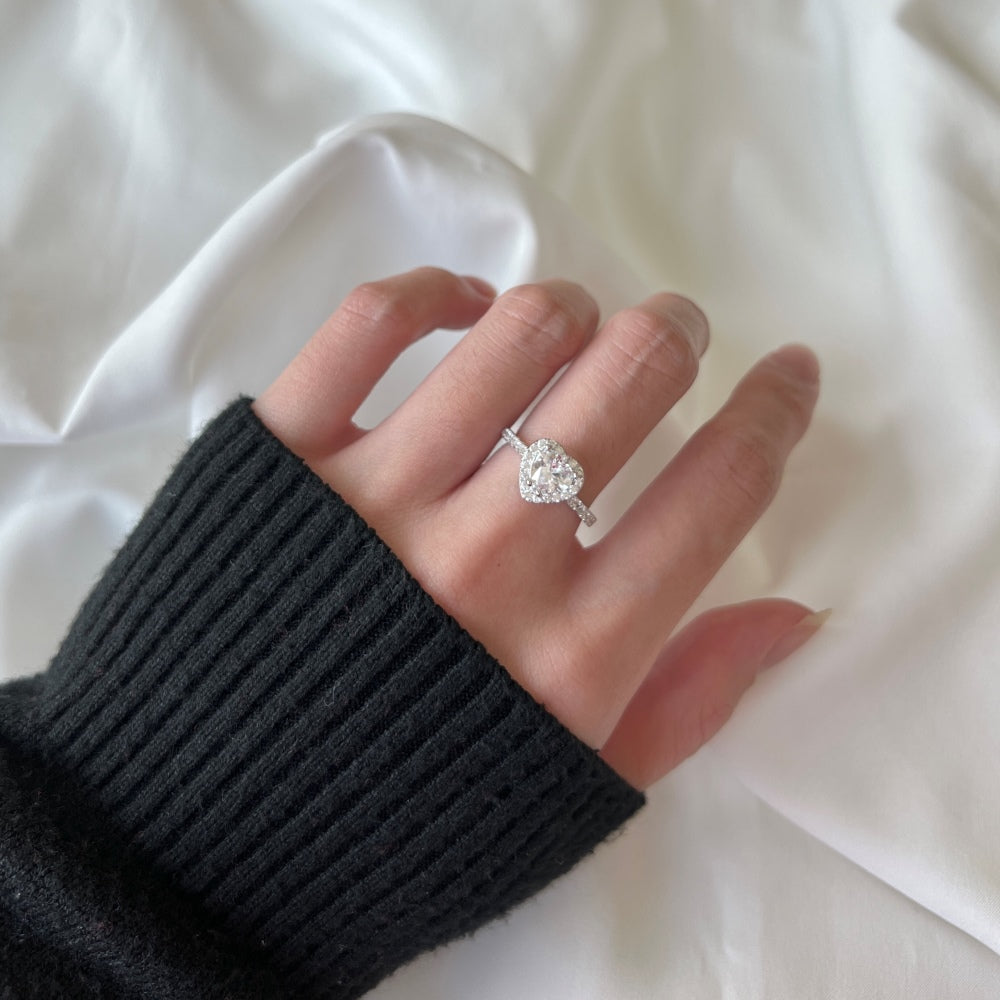 HALO HEART RING- SILVER