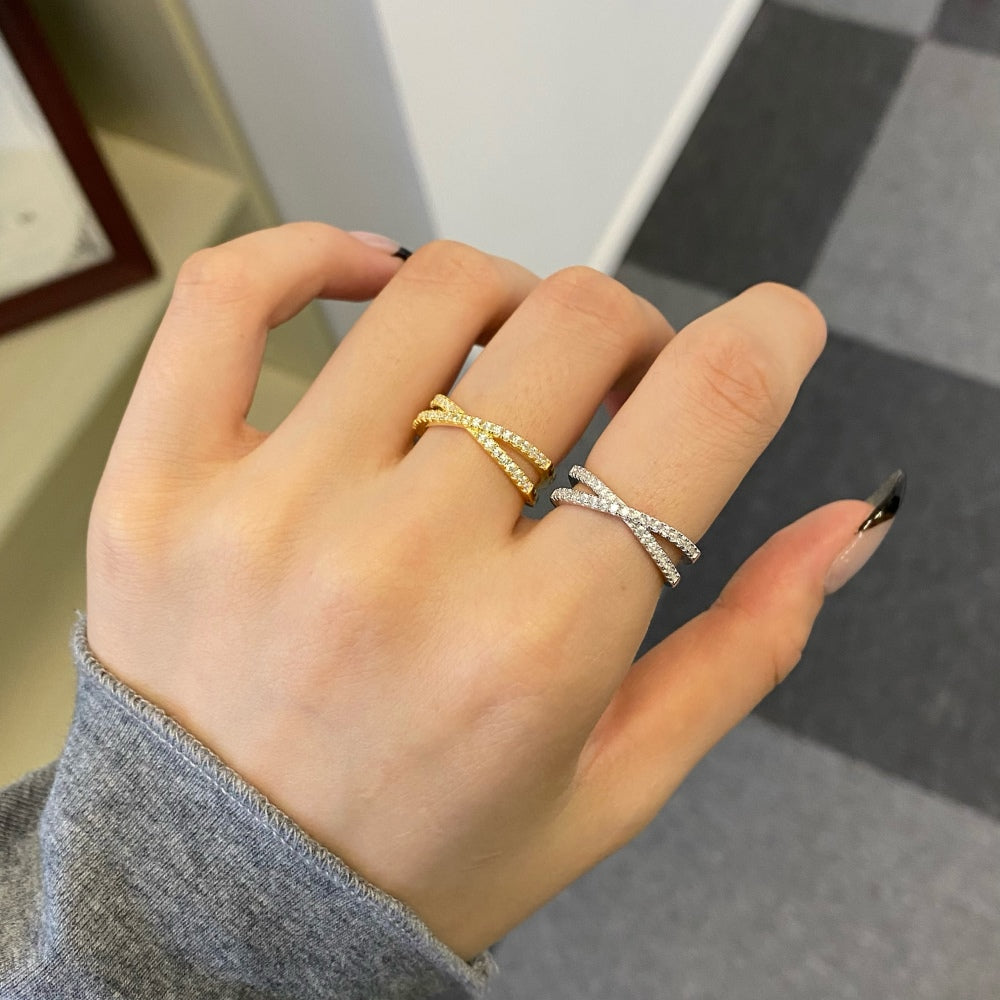 CROSSOVER BAND RING- SILVER