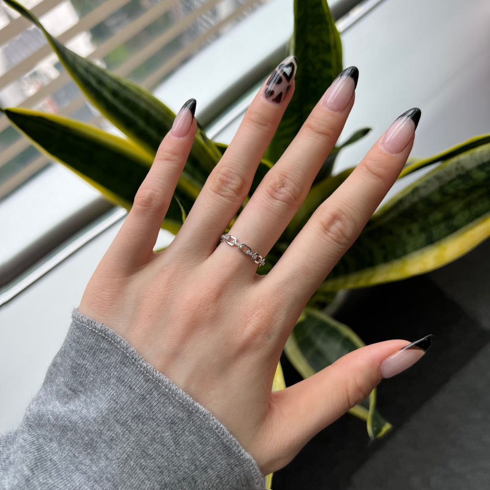 STERLING SILVER PLAIN CHAIN RING