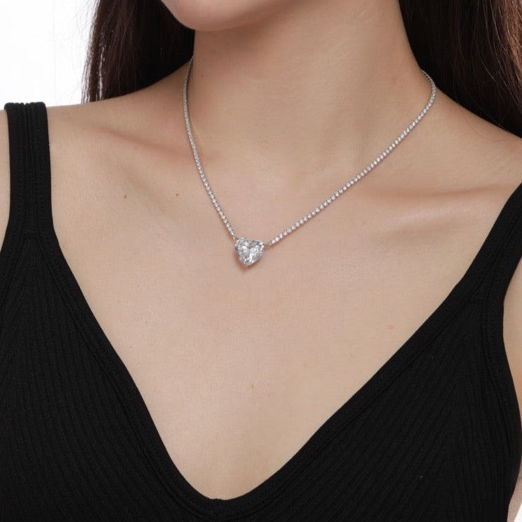 HEART TENNIS NECKLACE- SILVER