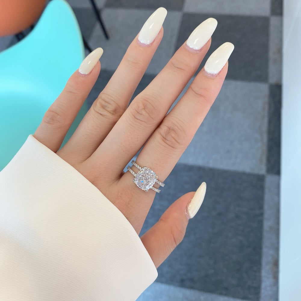 STERLING SILVER LONDON RING