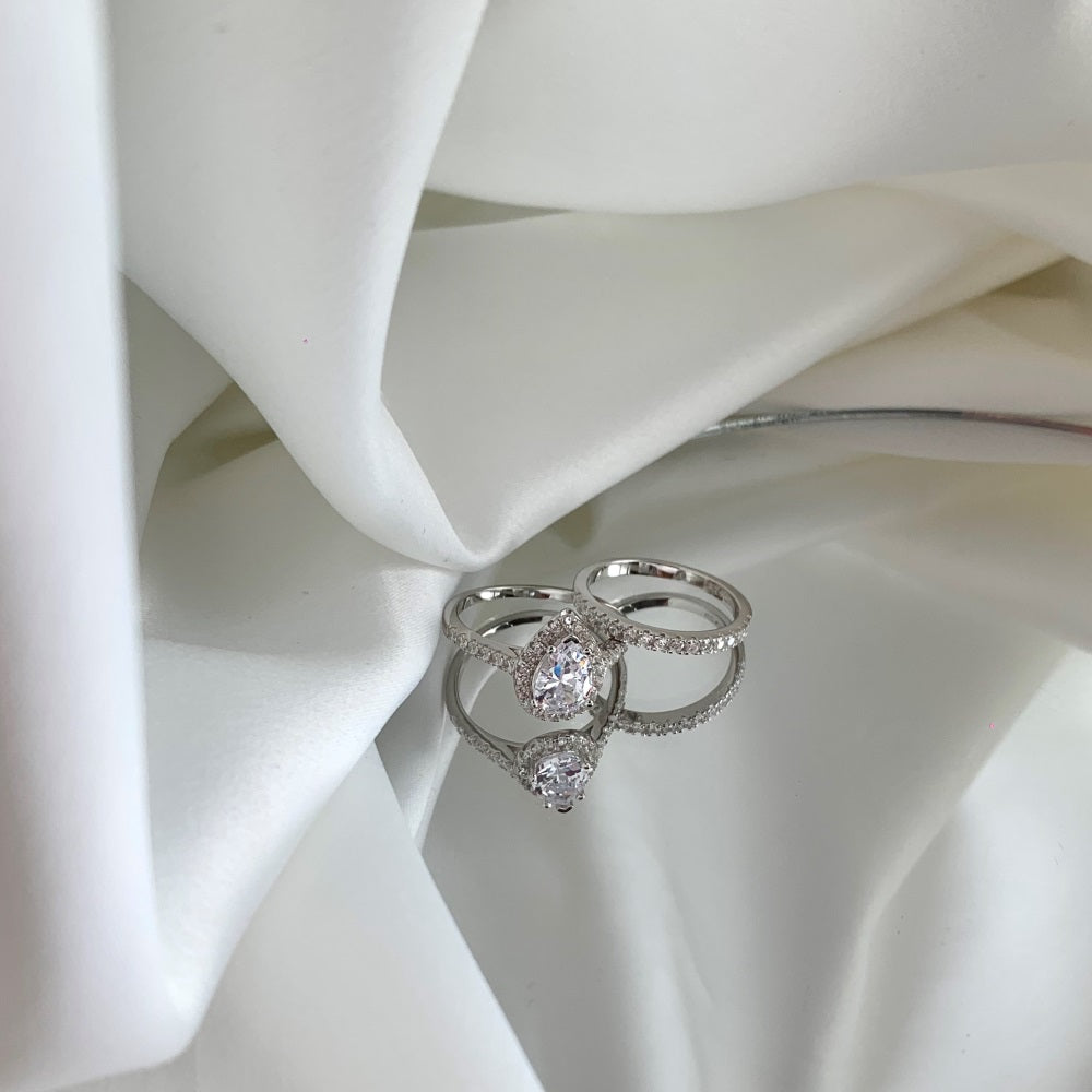STERLING SILVER PEAR CUT RING SET