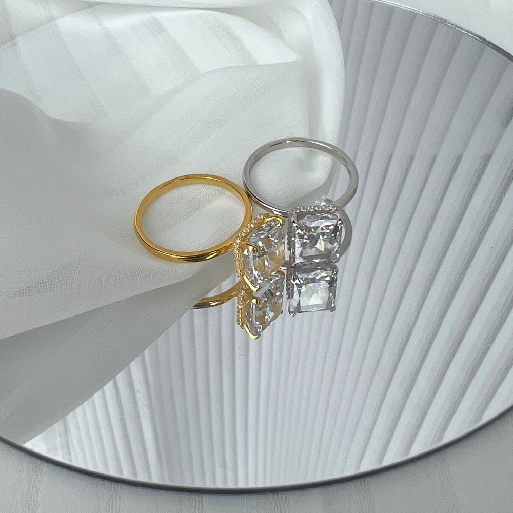 STERLING SILVER PLAIN BAND GODDESS RING
