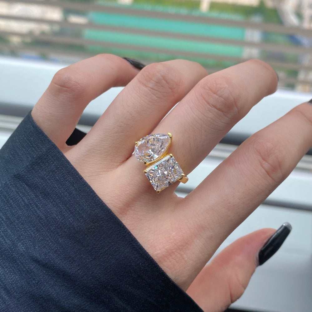 TOI ET MOI PEAR RING- GOLD