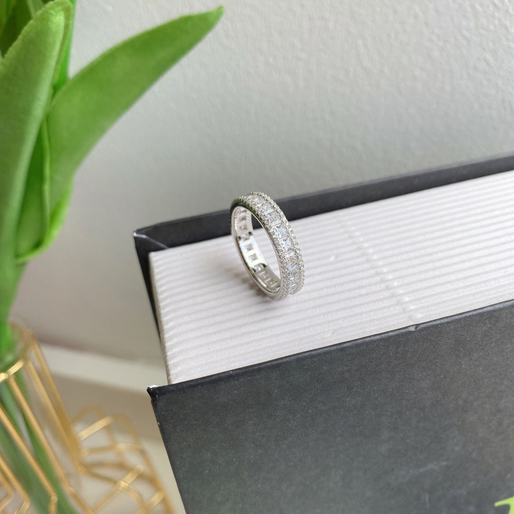 ISLA INFINITY RING- SILVER