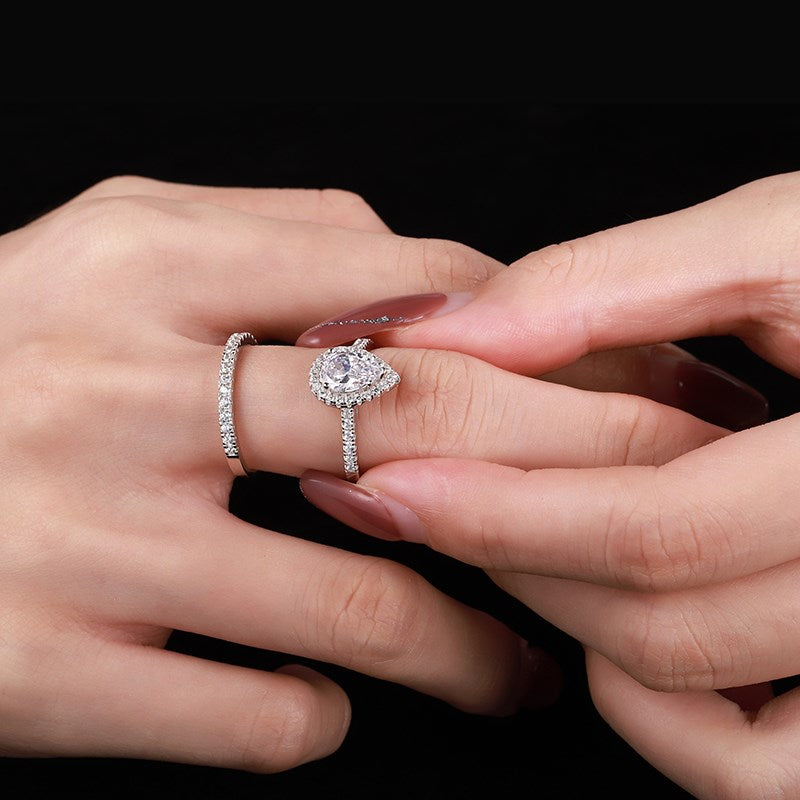 STERLING SILVER PEAR CUT RING SET