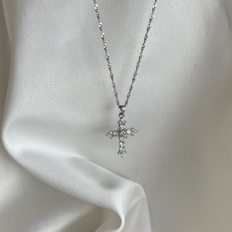 STERLING SILVER MINI CROSS NECKLACE